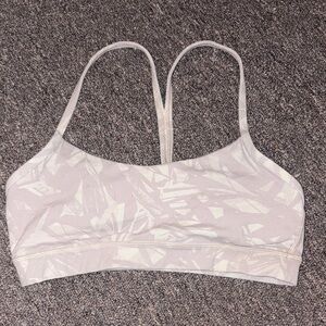 Lululemon Cream Sports Bra with Seamless Design and Light Support